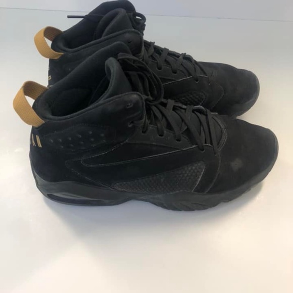 Jordan Lift off basketball shoes Black/metallic gold size 10 Mens - Picture 2 of 10